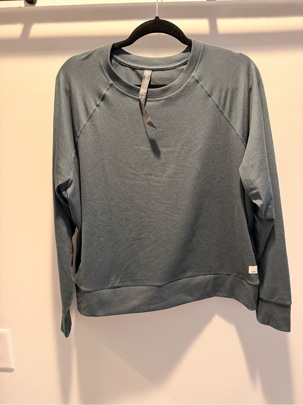 Vuori Halo Soft Teal Pullover - L